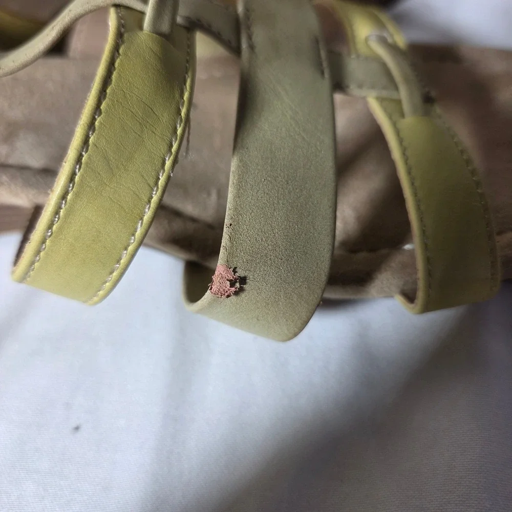 St Johns Bay Nixon Yellow Tan Strappy Wedge Sandals Womens 11M 106-0370